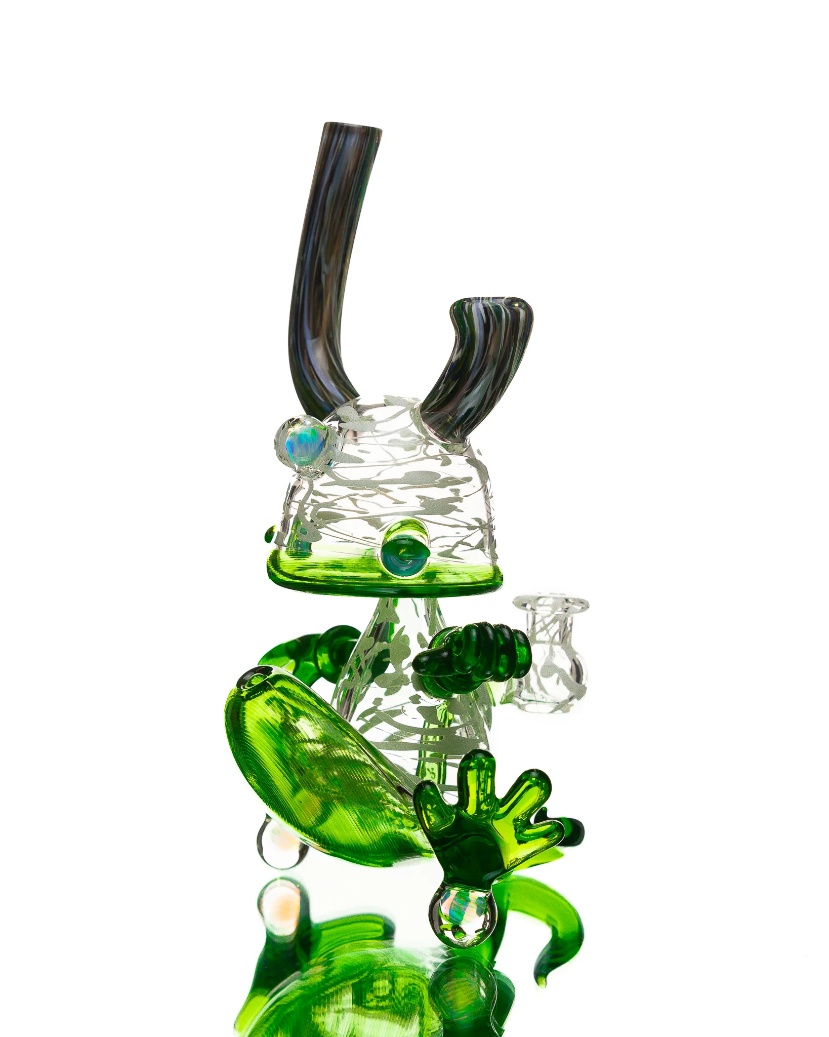 Lerk the World - Sitting Full Body - Portland Green - Image 2