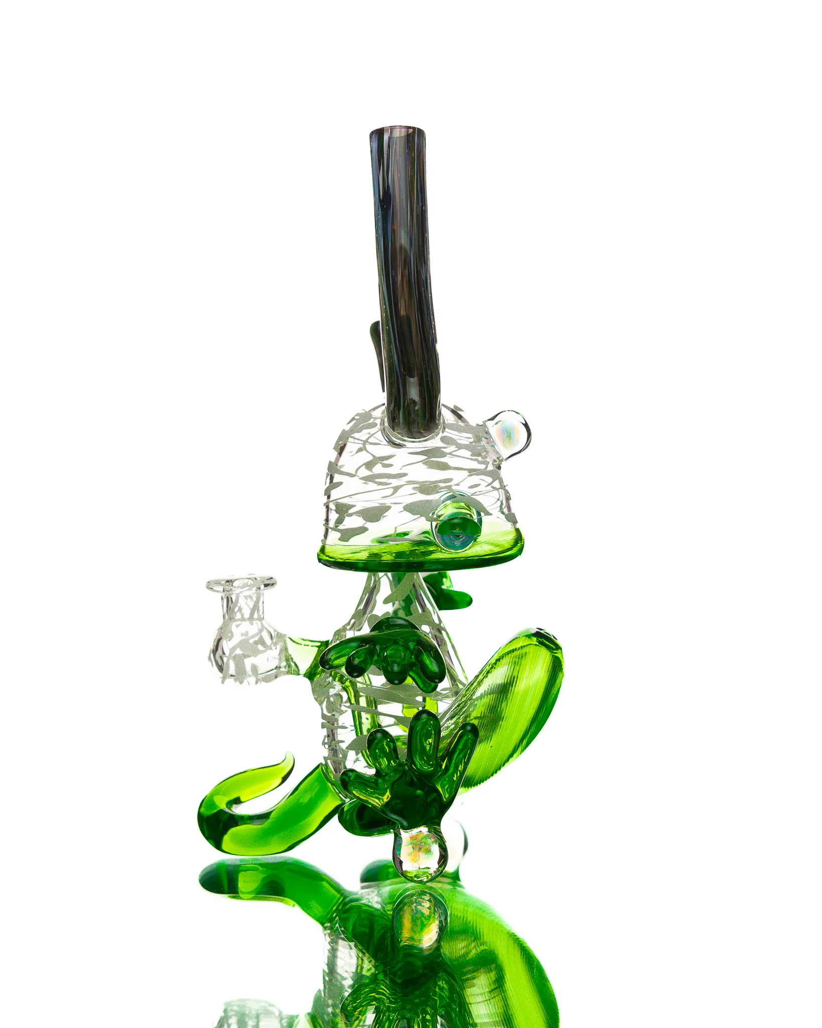 Lerk the World - Sitting Full Body - Portland Green - Image 5