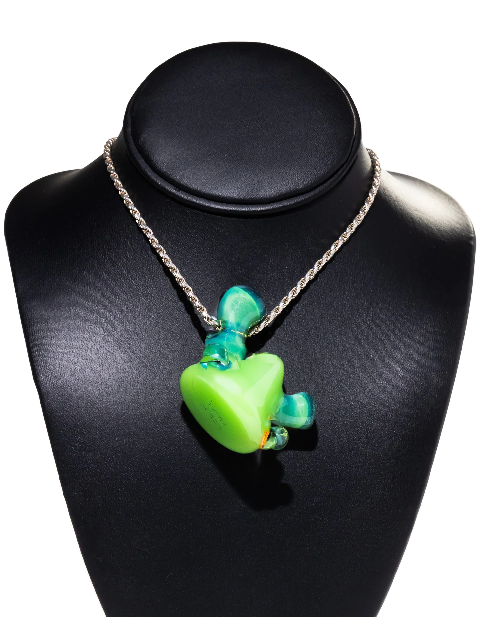 Lerk the World - Pendant - Slyme Green - Image 2