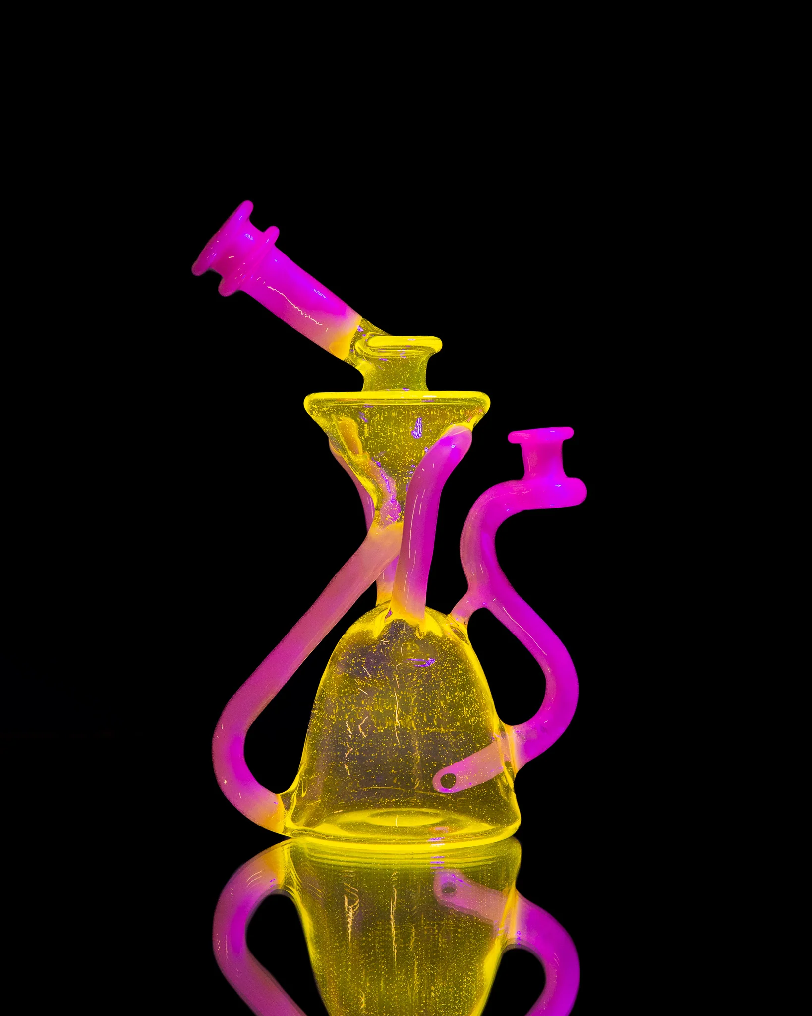 ManChild Glass - Duel Uptake - Nova & White Satin (UV) - Image 9