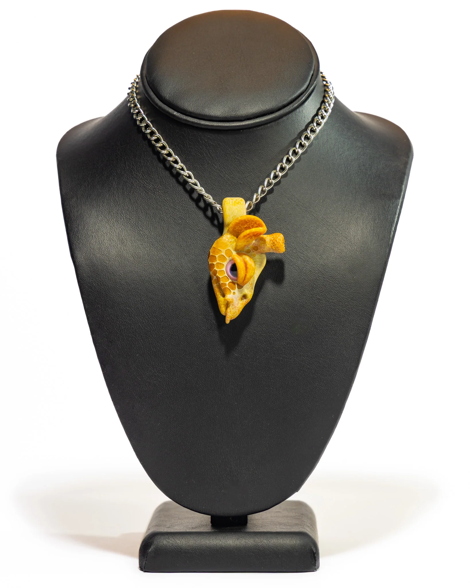 Matt Robertson - Giraffe Pendant - Image 3