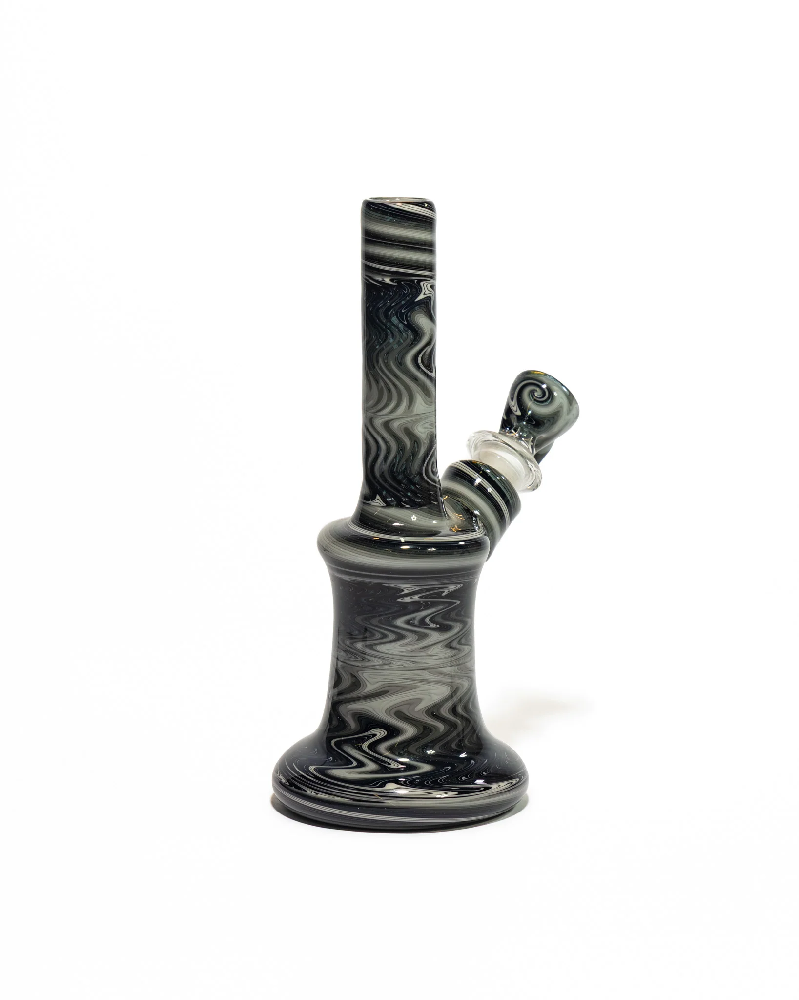 Gobs Glass - Re Wig-Wag Bong - Black & White - Image 5