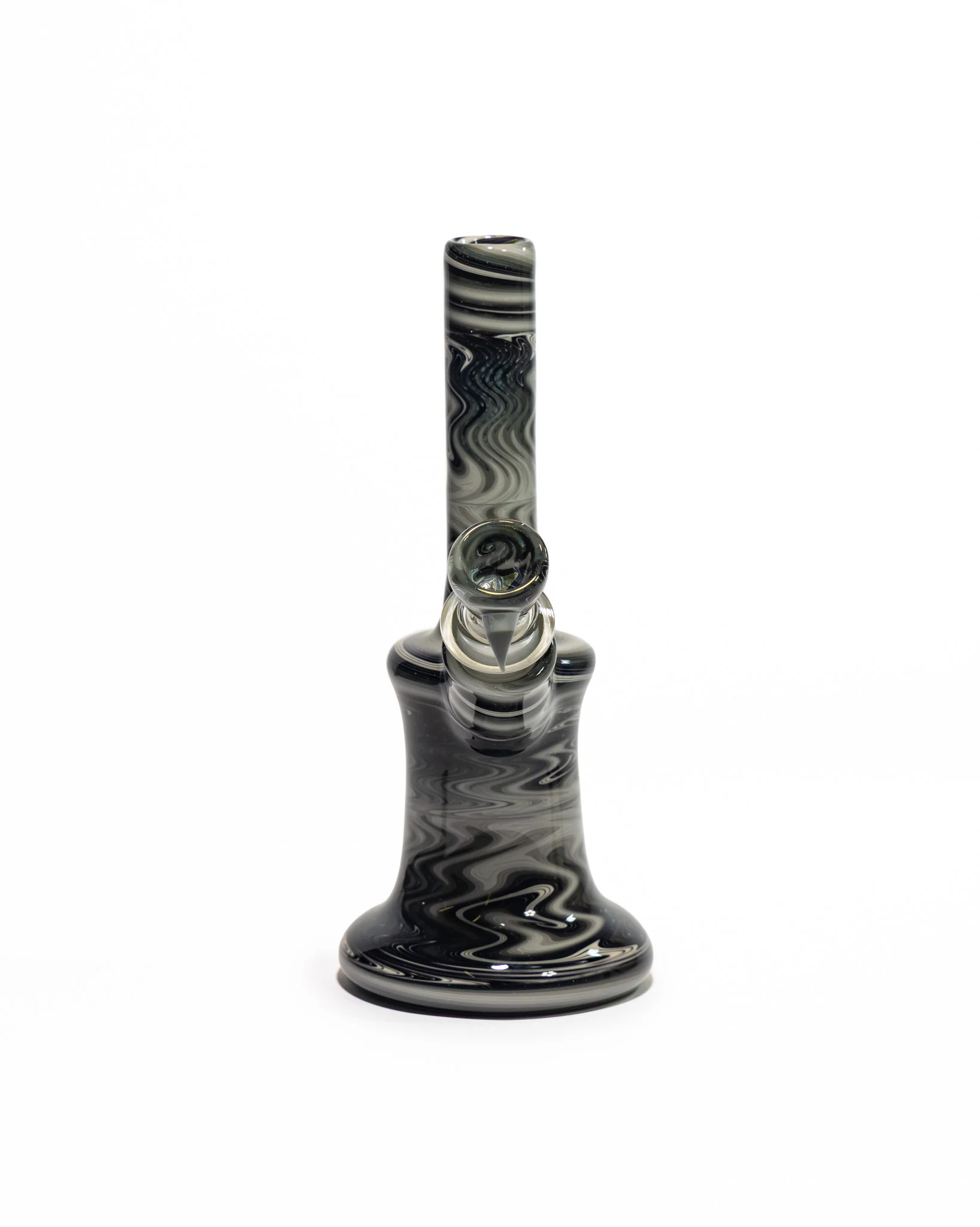 Gobs Glass - Re Wig-Wag Bong - Black & White - Image 8